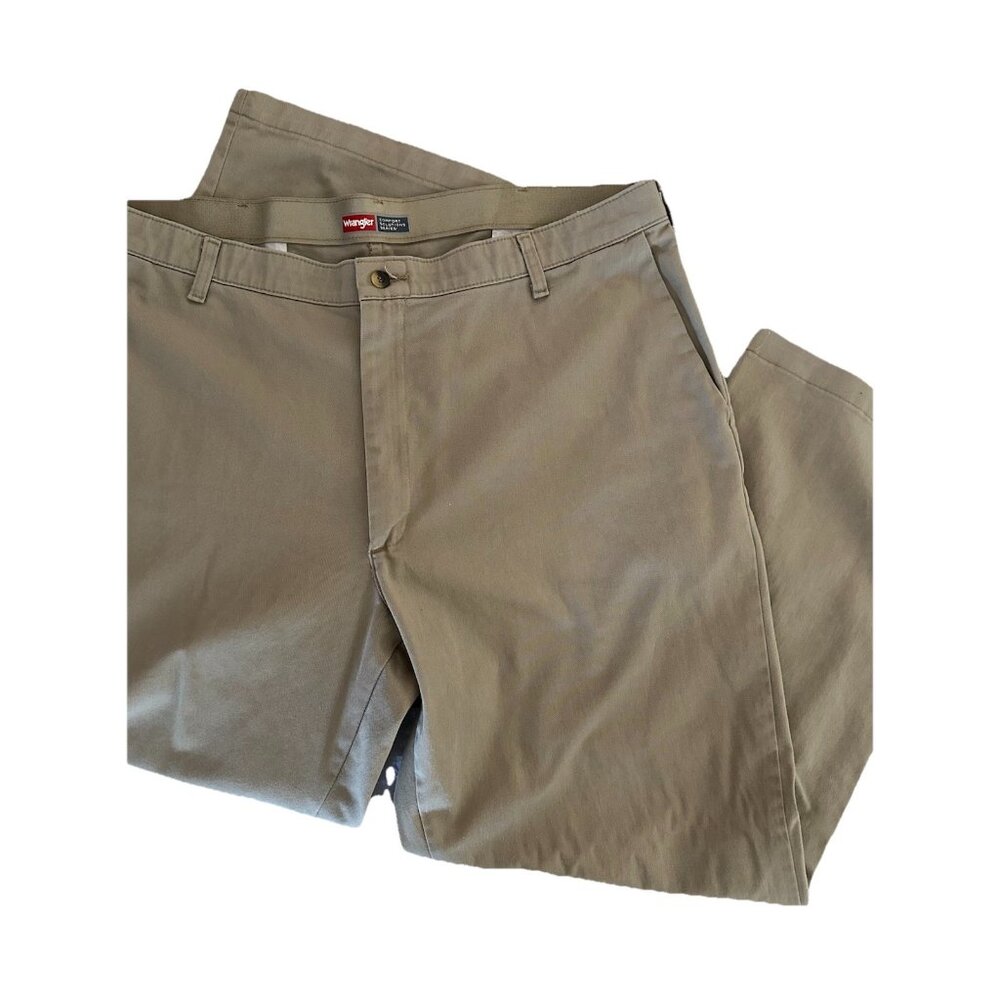 Wrangler Comfort Solutions Series Casual Tan Pants Men's Size 40‎ x 30 Chino